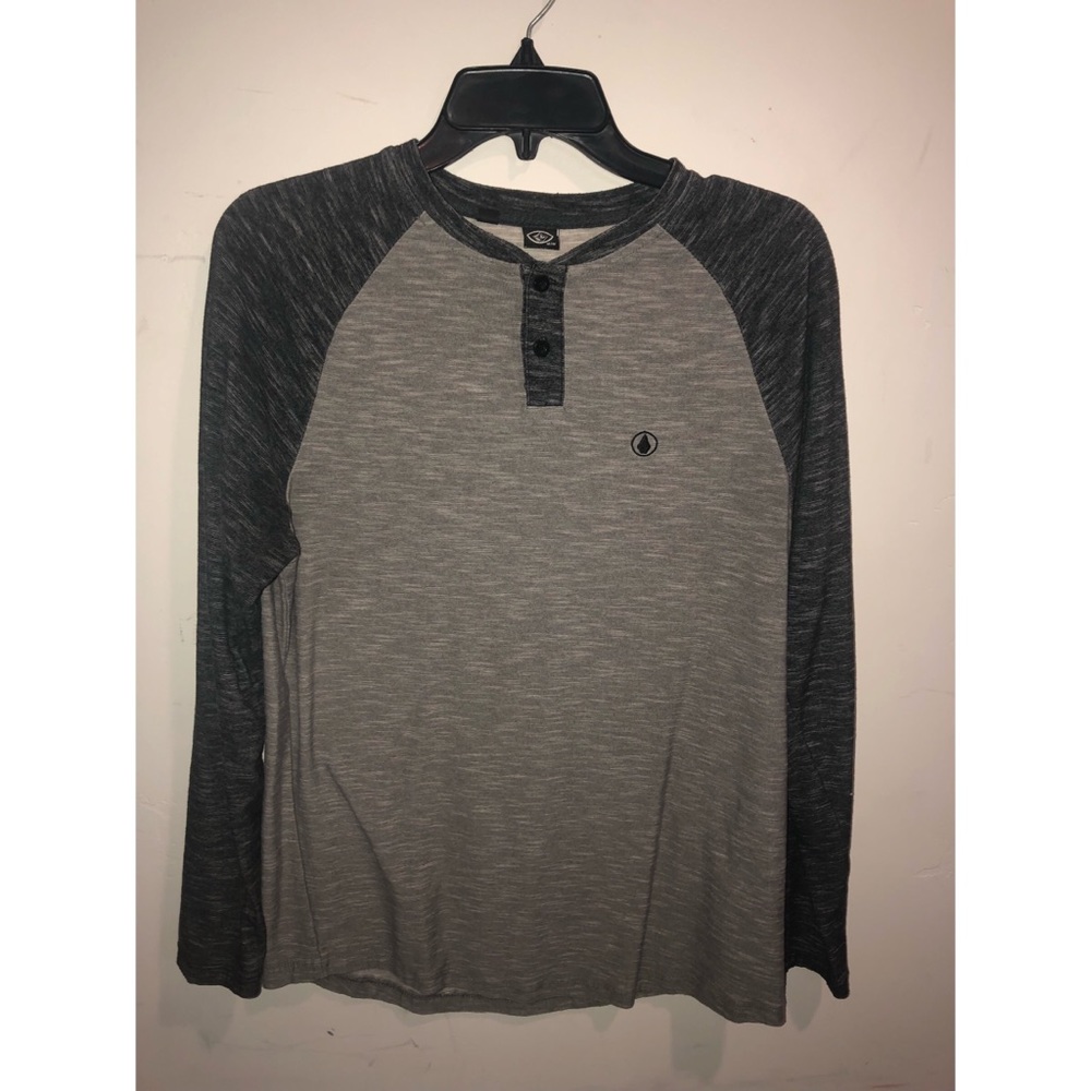 Volcom Gray 2-Button Long Sleeve Shirt